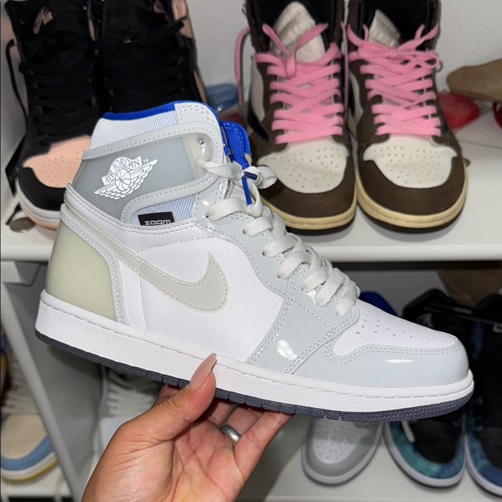 Nike Air Jordan High-Top White and Gray